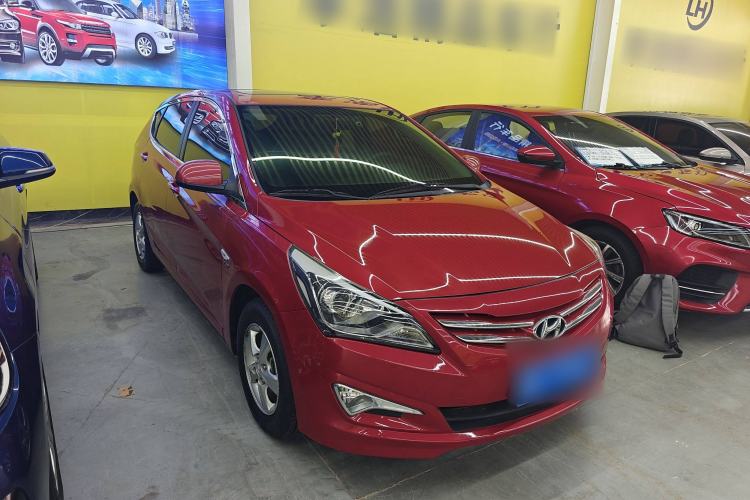 Used Hyundai Verna Ray 2014 1.4L Manual GLX Exterior 2