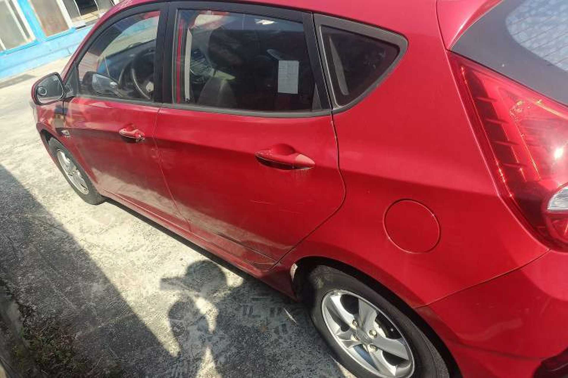 Used Hyundai Verna Ray 2014 1.4L Automatic GLX Exterior 3