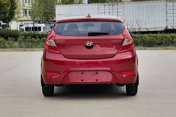 Used Hyundai Verna Ray 2014 1.4L Automatic GLX Exterior 4