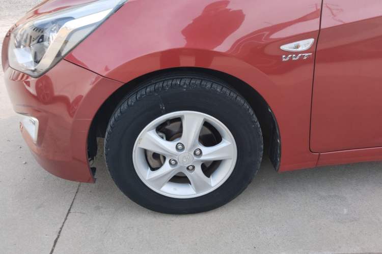Used Hyundai Verna Ray 2014 1.4L Automatic GLX Exterior 4