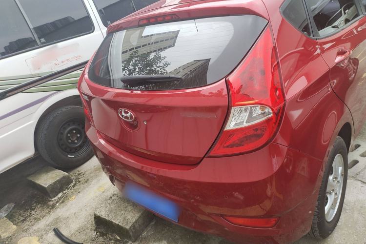 Used Hyundai Verna Ray 2014 1.4L Automatic GLX Exterior 4