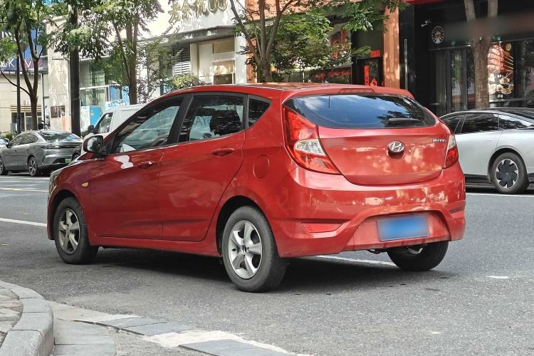 Used Hyundai Verna Ray 2014 1.4L Manual GLX Exterior 4