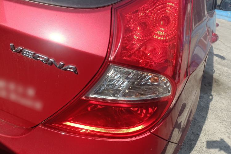 Used Hyundai Verna Ray 2014 1.4L Automatic GLX Exterior 6
