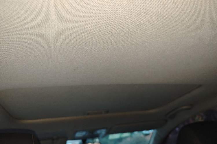 Used Hyundai Verna Ray 2014 1.4L Automatic GLX Headliner
