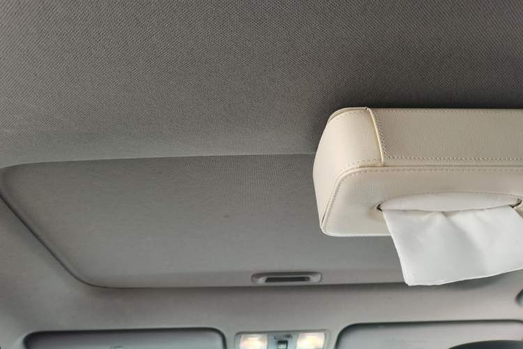Used Hyundai Verna Ray 2014 1.4L Manual GLX Headliner