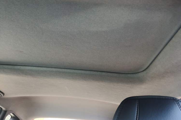 Used Hyundai Verna Ray 2014 1.4L Automatic GLX Headliner