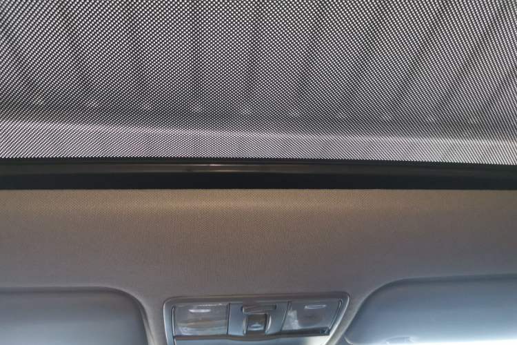 Used Hyundai Verna Ray 2014 1.4L Manual GLX Headliner