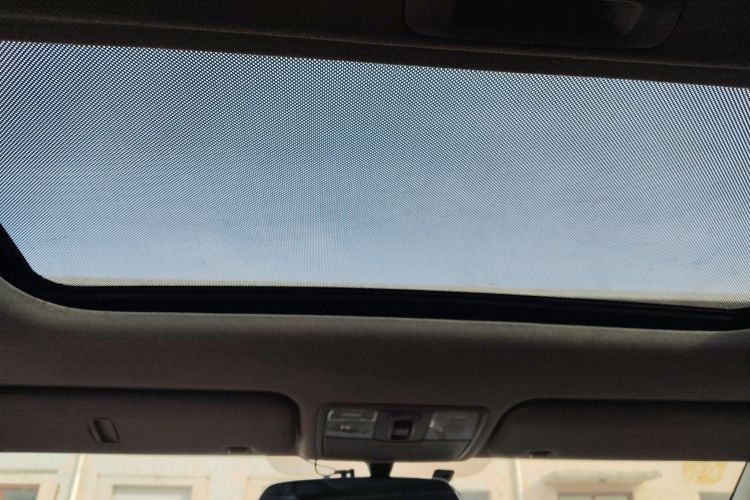 Used Hyundai Verna Ray 2014 1.4L Automatic GLX Headliner