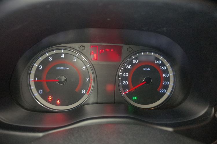 Used Hyundai Verna Ray 2014 1.4L Automatic GLX Instrument Cluster