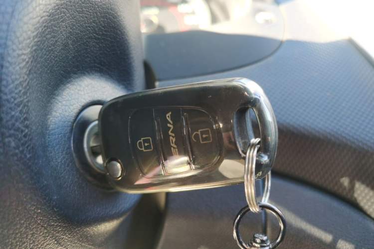 Used Hyundai Verna Ray 2014 1.4L Automatic GLX Interior 1