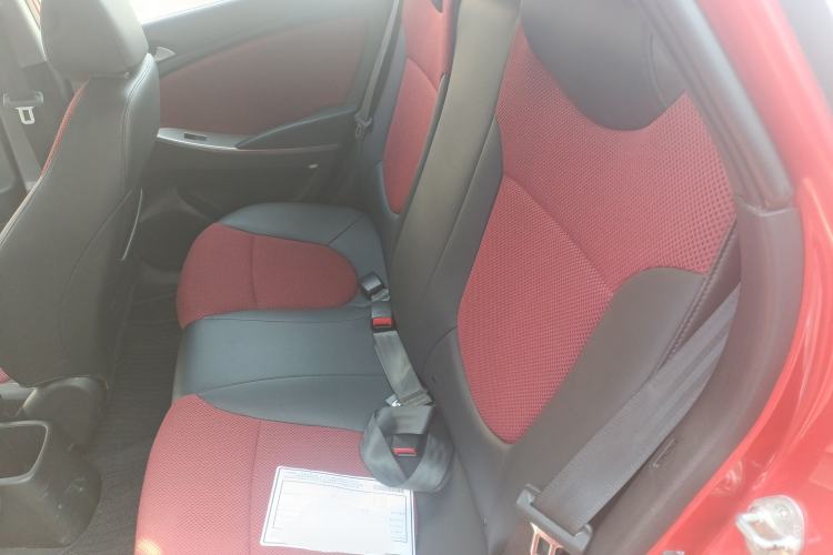 Used Hyundai Verna Ray 2014 1.4L Automatic GLX Interior 4