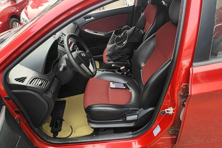 Used Hyundai Verna Ray 2014 1.4L Automatic GLX Left Front Seat