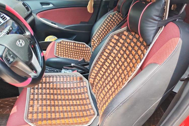 Used Hyundai Verna Ray 2014 1.4L Automatic GLX Left Front Seat