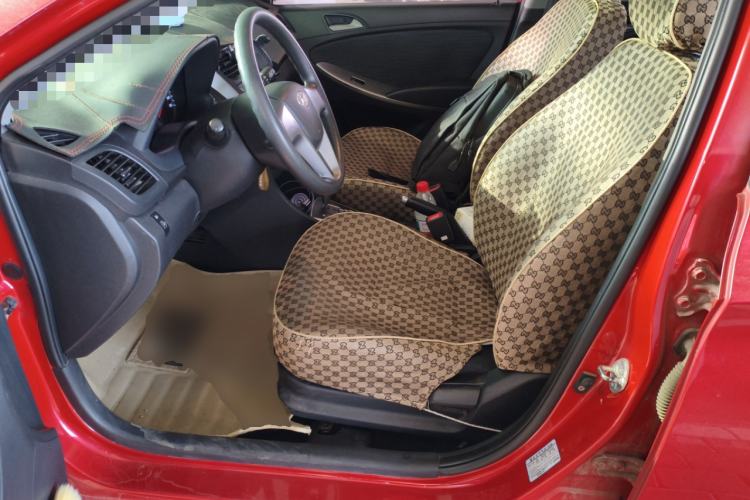 Used Hyundai Verna Ray 2014 1.4L Automatic GLX Left Front Seat