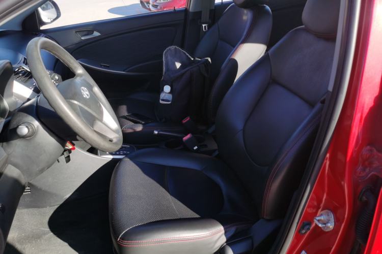 Used Hyundai Verna Ray 2014 1.4L Automatic GLX Left Front Seat