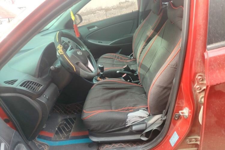 Used Hyundai Verna Ray 2014 1.4L Manual GLX Left Front Seat