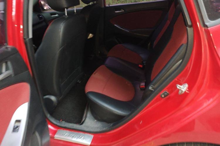 Used Hyundai Verna Ray 2014 1.4L Automatic GLX Left Rear Seat