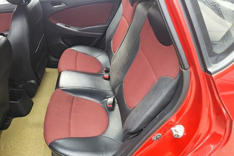 Used Hyundai Verna Ray 2014 1.4L Automatic GLX Left Rear Seat