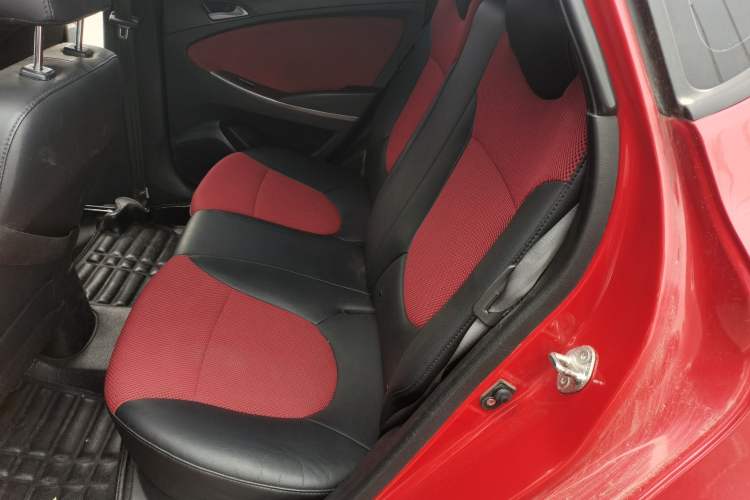 Used Hyundai Verna Ray 2014 1.4L Manual GLX Left Rear Seat