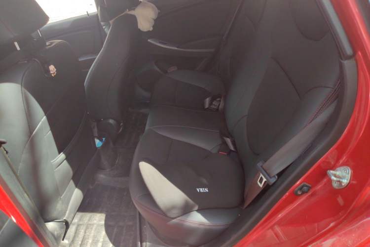 Used Hyundai Verna Ray 2014 1.4L Automatic GLX Left Rear Seat