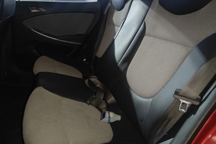Used Hyundai Verna Ray 2014 1.4L Automatic GLX Left Rear Seat