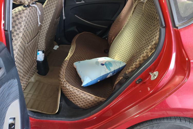 Used Hyundai Verna Ray 2014 1.4L Automatic GLX Left Rear Seat