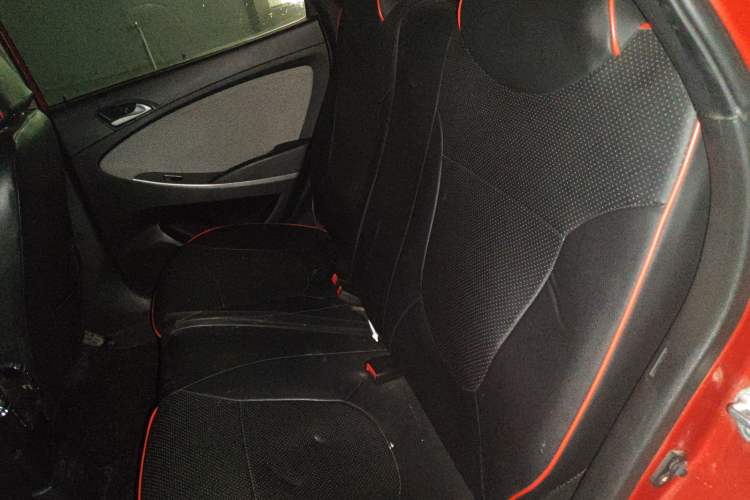 Used Hyundai Verna Ray 2014 1.4L Automatic GLX Left Rear Seat