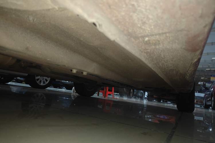 Used Hyundai Verna Ray 2014 1.4L Automatic GLX Left Side Sill