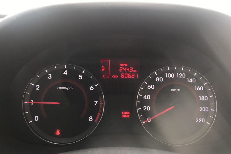 Used Hyundai Verna Ray 2014 1.4L Manual GLX Odometer Close Up