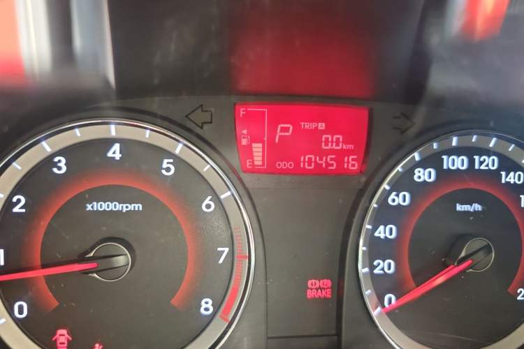 Used Hyundai Verna Ray 2014 1.4L Automatic GLX Odometer Close Up