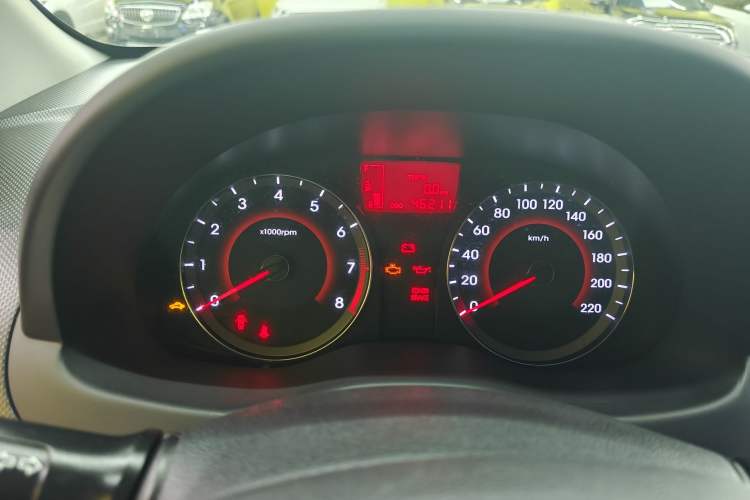 Used Hyundai Verna Ray 2014 1.4L Manual GLX Odometer Close Up