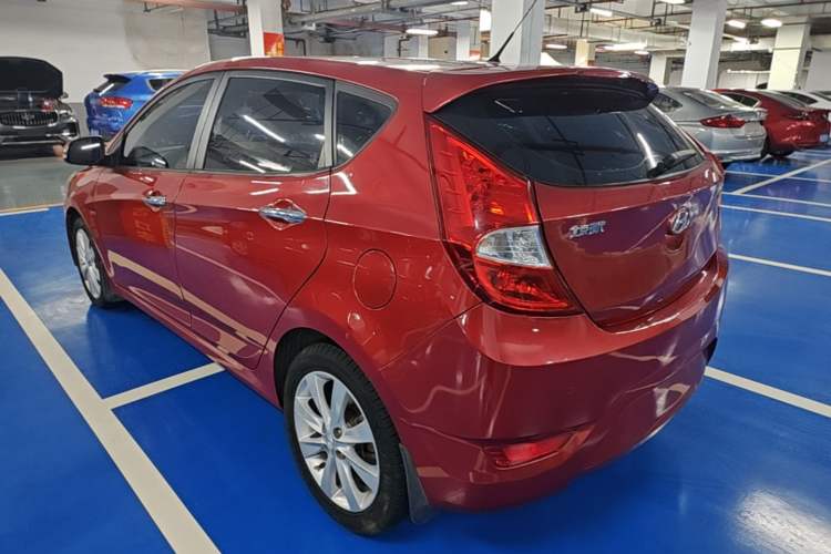 Used Hyundai Verna Ray 2014 1.6L Automatic TOP Rear Left 45 Deg