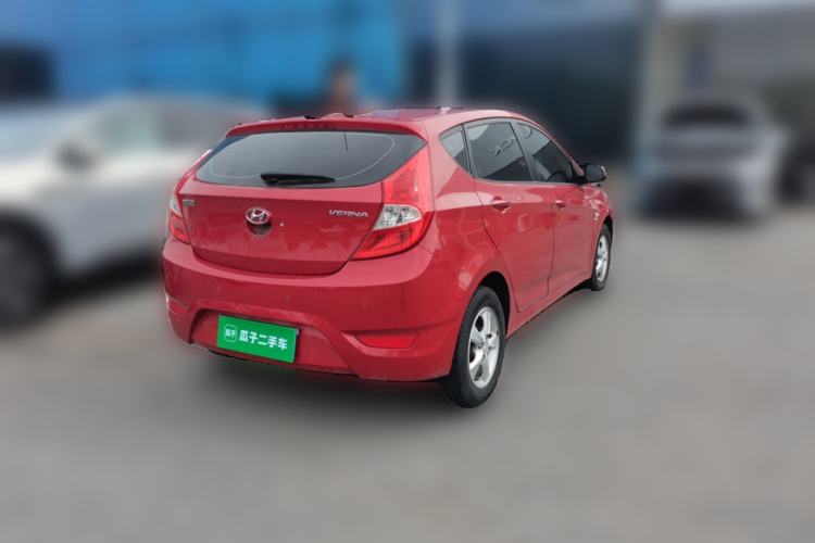 Used Hyundai Verna Ray 2014 1.4L Manual GLX Rear Right 45 Deg