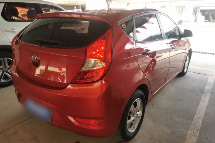 Used Hyundai Verna Ray 2014 1.4L Manual GLX Rear Right 45 Deg