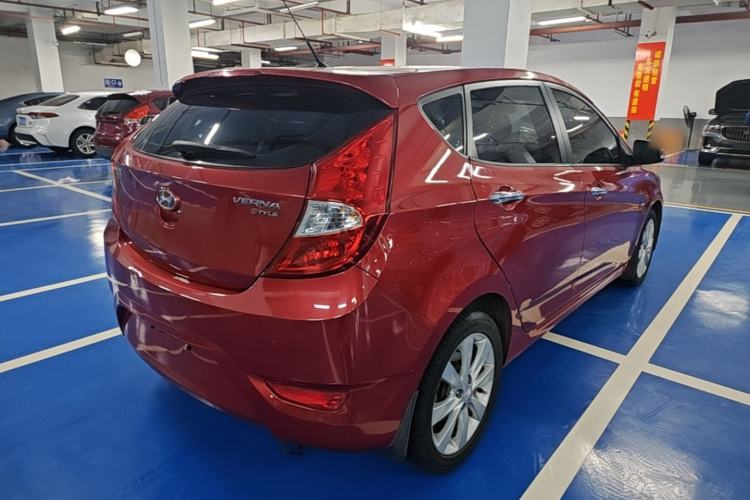 Used Hyundai Verna Ray 2014 1.6L Automatic TOP Rear Right 45 Deg