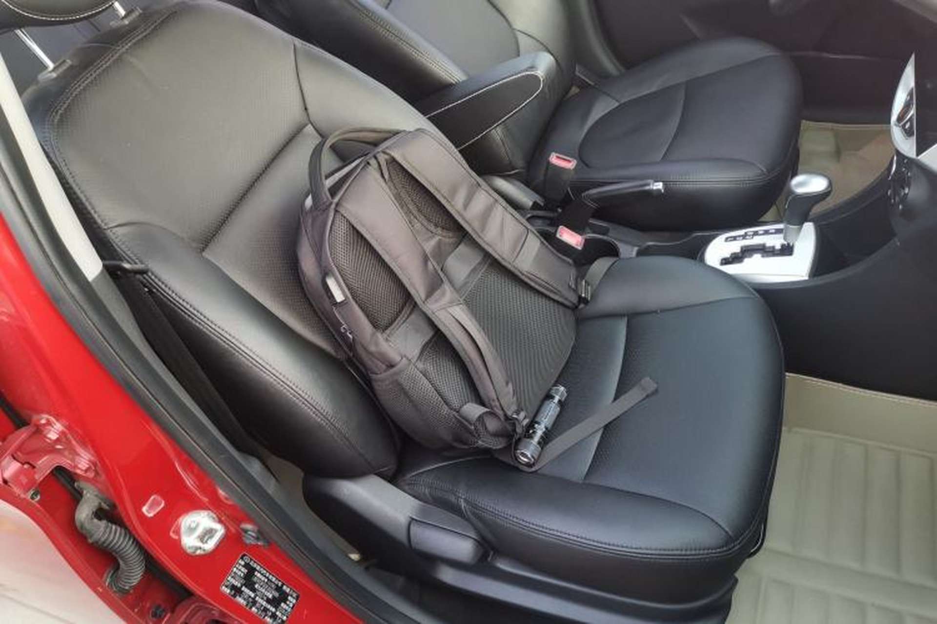 Used Hyundai Verna Ray 2014 1.6L Automatic TOP Right Front Seat