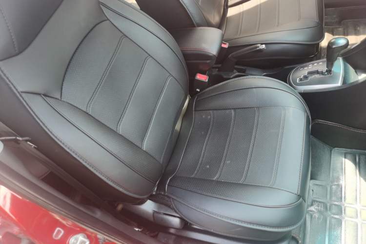 Used Hyundai Verna Ray 2014 1.4L Automatic GLX Right Front Seat