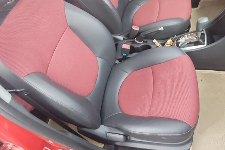 Used Hyundai Verna Ray 2014 1.4L Automatic GLX Right Front Seat