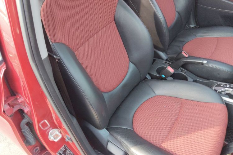 Used Hyundai Verna Ray 2014 1.4L Automatic GLX Right Front Seat