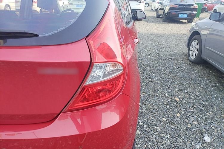 Used Hyundai Verna Ray 2014 1.4L Automatic GLX Right Rear Taillight