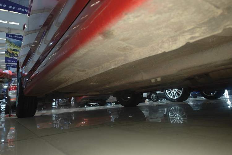Used Hyundai Verna Ray 2014 1.4L Automatic GLX Right Side Sill
