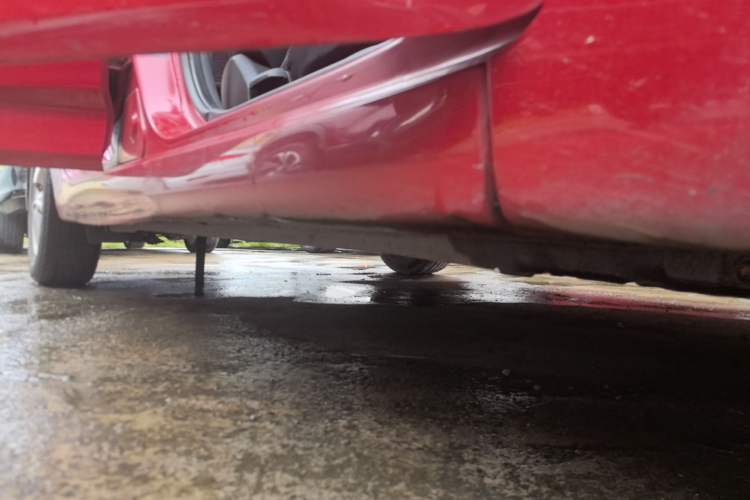 Used Hyundai Verna Ray 2014 1.4L Manual GLX Right Side Sill