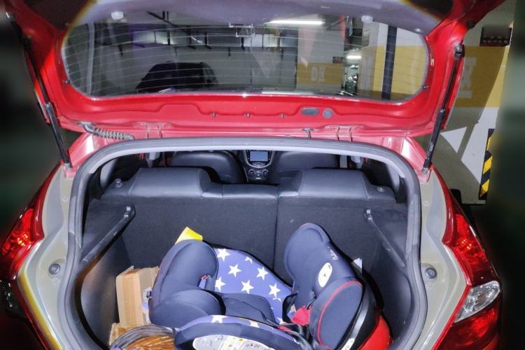 Used Hyundai Verna Ray 2014 1.4L Automatic GLX Trunk