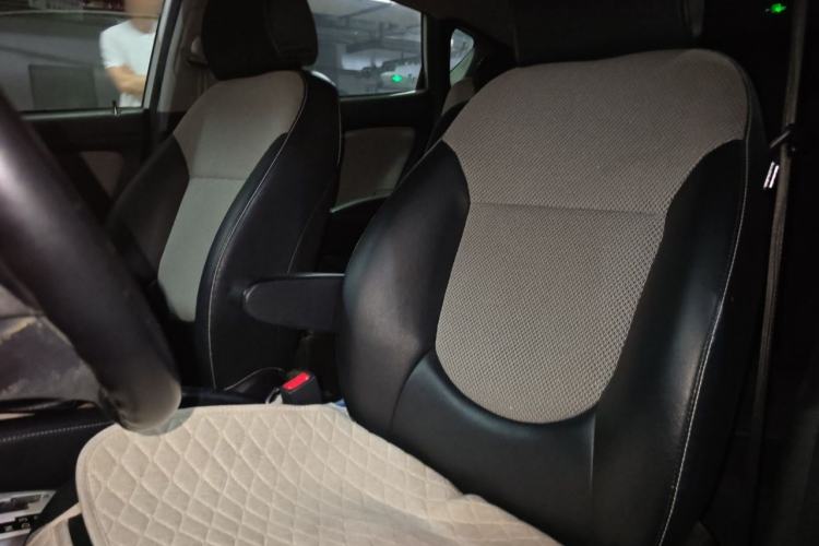 Used Hyundai Verna Ray 2014 1.6L Automatic TOP Left Front Seat