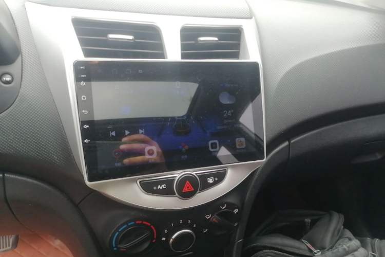 Used Hyundai Verna Ray 2014 1.4L Automatic GLX Audio And AC Panel