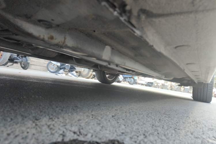Used Hyundai Verna Ray 2014 1.6L Automatic TOP Chassis Front Left