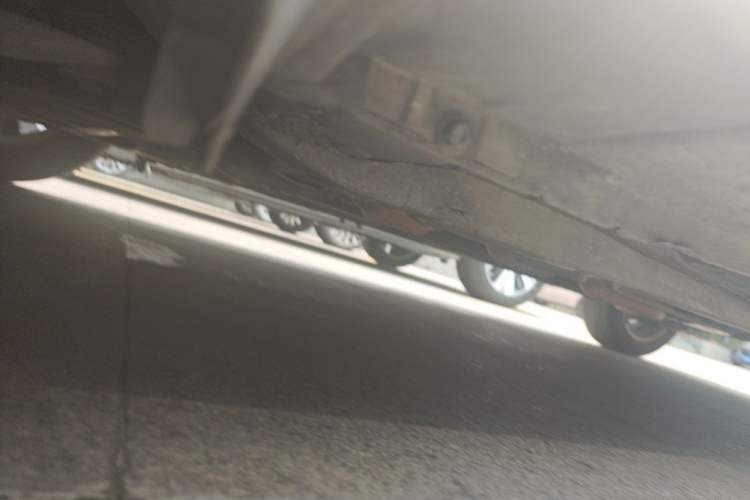 Used Hyundai Verna Ray 2014 1.4L Automatic TOP Chassis Front Left