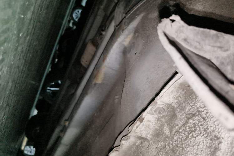 Used Hyundai Verna Ray 2014 1.4L Automatic GLX Chassis Front Left