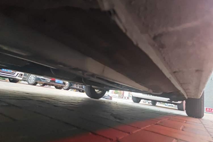 Used Hyundai Verna Ray 2014 1.4L Automatic GLX Chassis Front Left