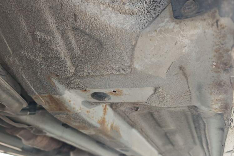 Used Hyundai Verna Ray 2014 1.4L Automatic GLX Chassis Front Left